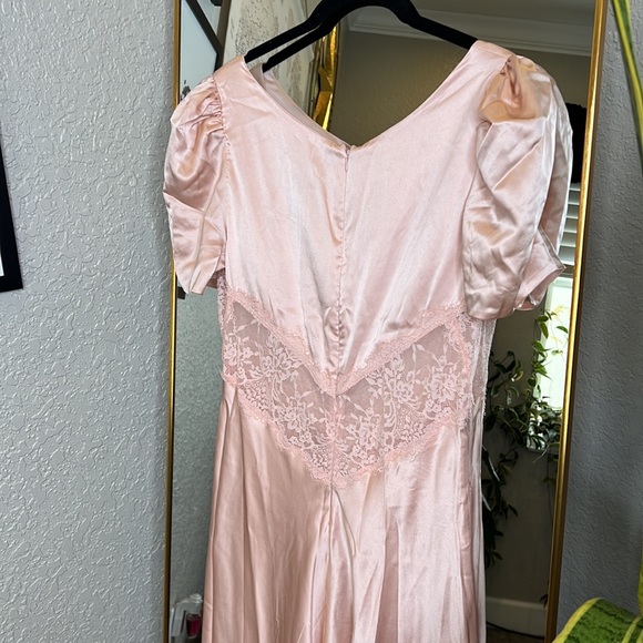 House of CB 'Rafaela' Soft Peach Pure Silk & Lace Dress NWOT - Picture 11 of 11